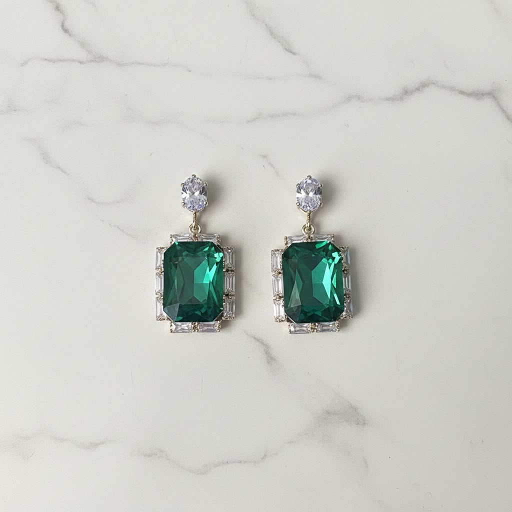 Square shape green gemstone earring